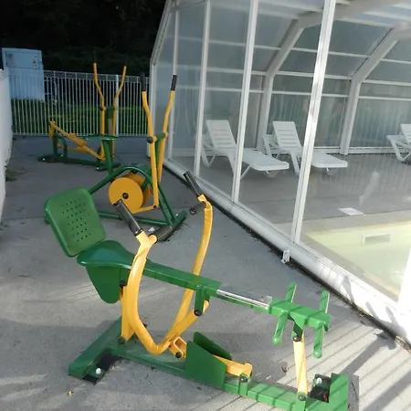 Flower Le Rompval Camping 3*